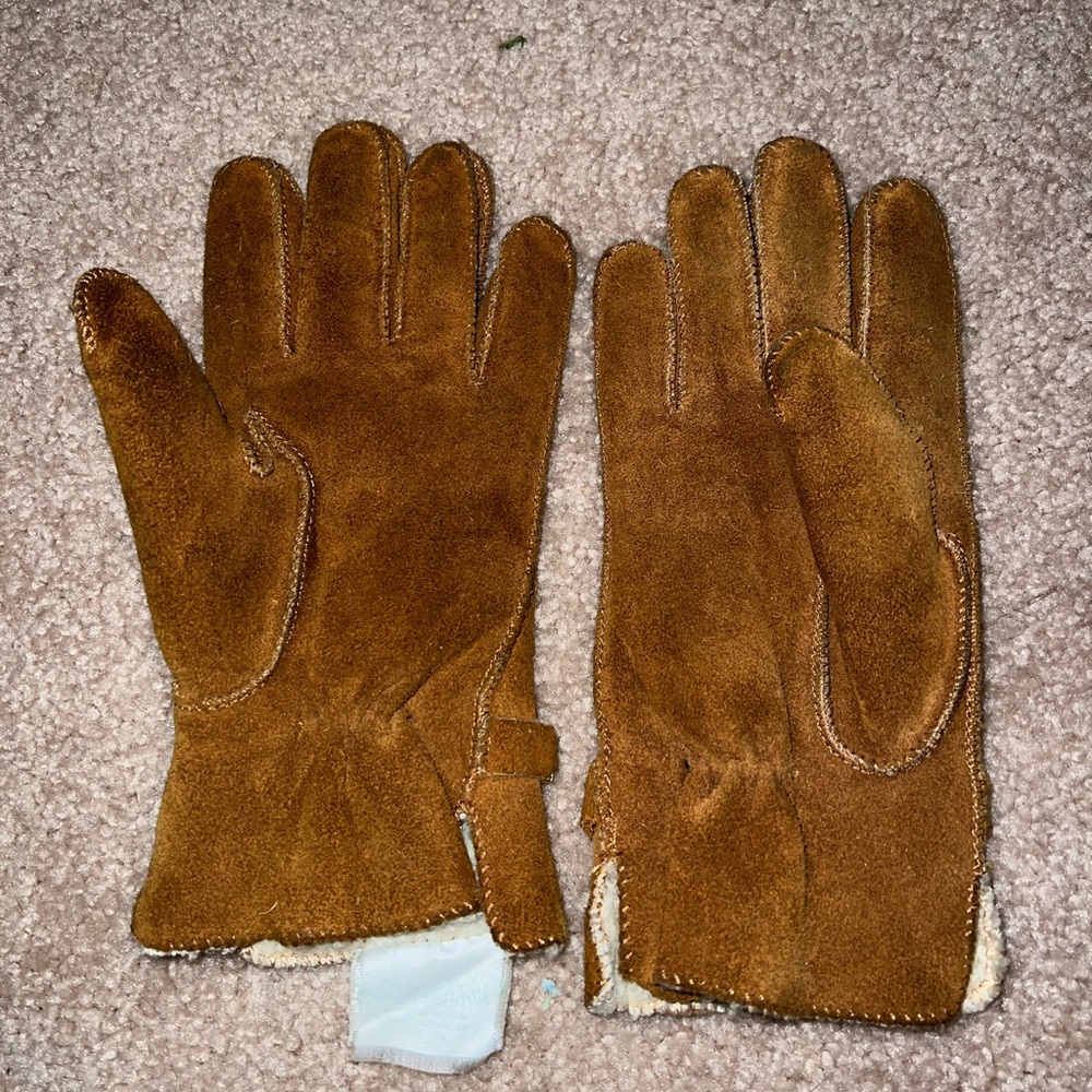 Vintage Brown and Gold Chain Genuine Leather Suede Women’s Gloves - Picture 2 of 4
